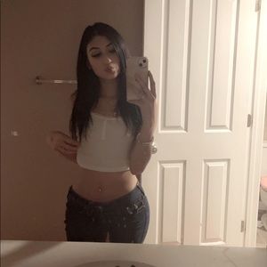 Meet your Posher, Emma